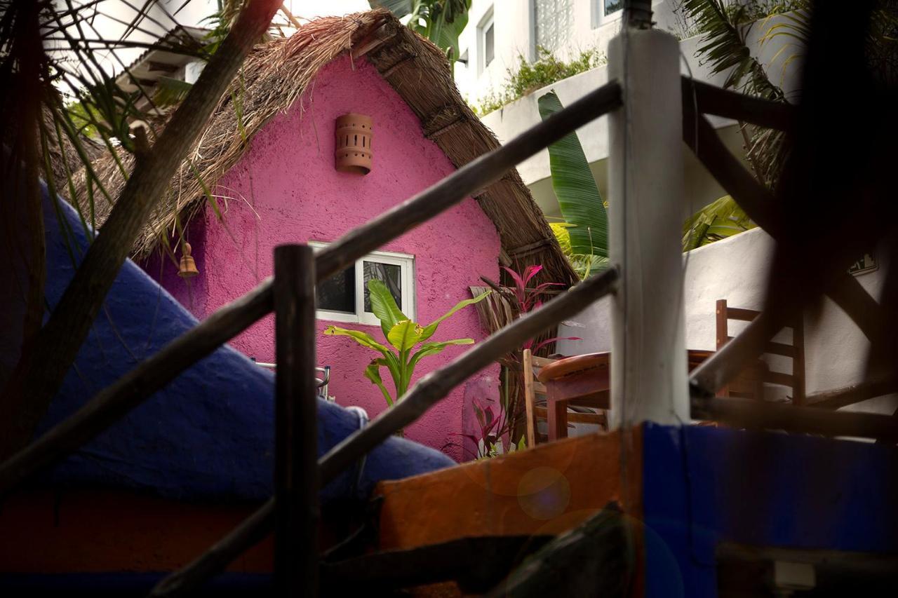 Hotel Amar Inn Puerto Morelos Exterior photo