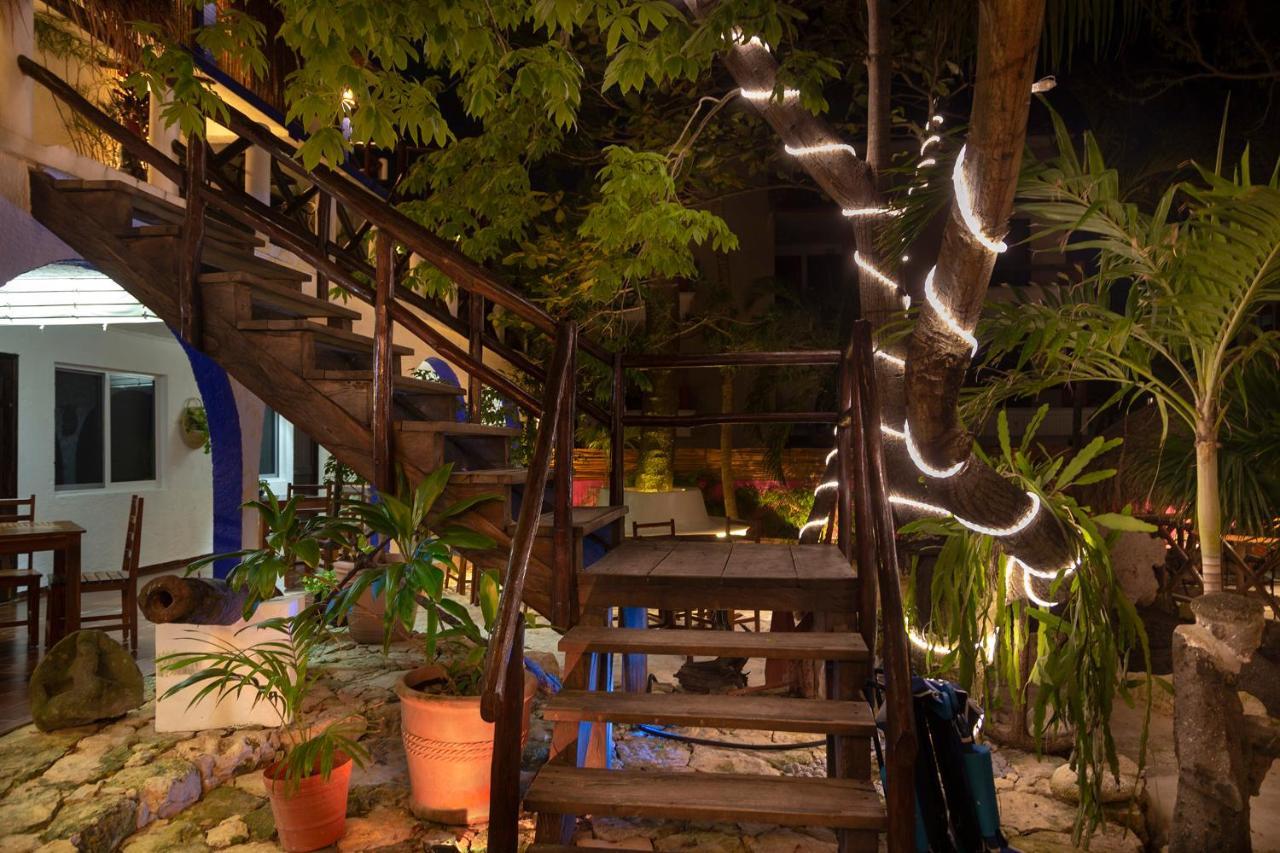 Hotel Amar Inn Puerto Morelos Exterior photo