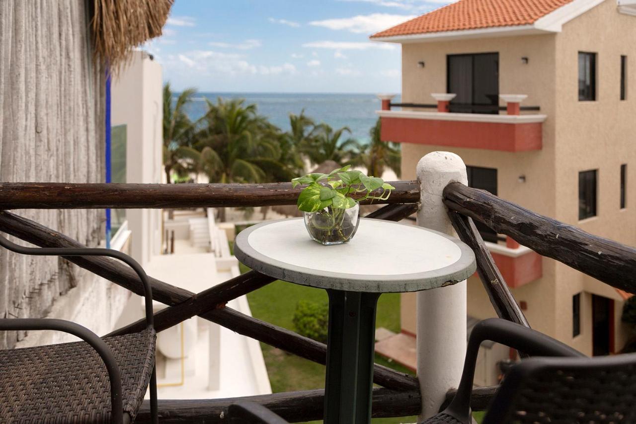 Hotel Amar Inn Puerto Morelos Exterior photo