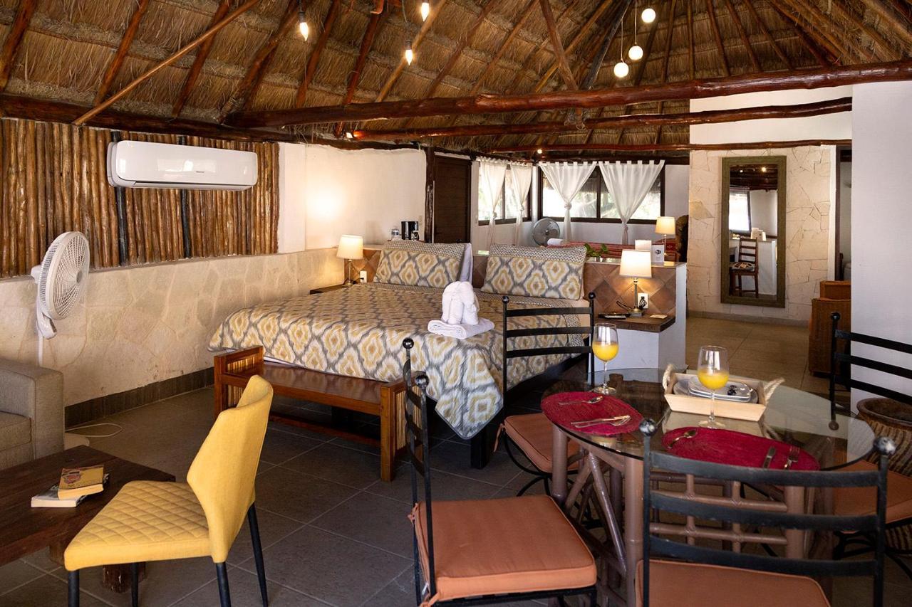 Hotel Amar Inn Puerto Morelos Exterior photo